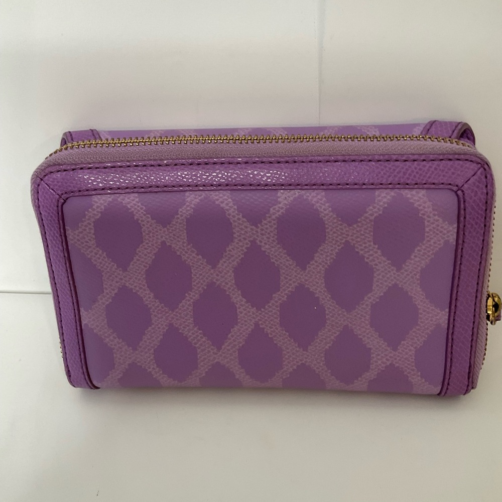 Vera Bradley Ikat Diamonds Lilac Ultimate Clasp & Zipper Closure Wristlet Wallet - Picture 10 of 12